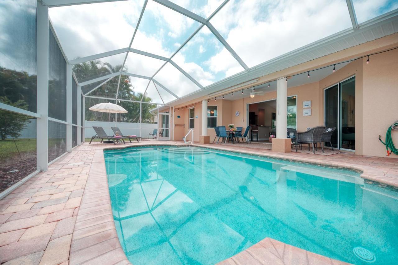 קייפ קורל Villa Holiday Sunrise מראה חיצוני תמונה