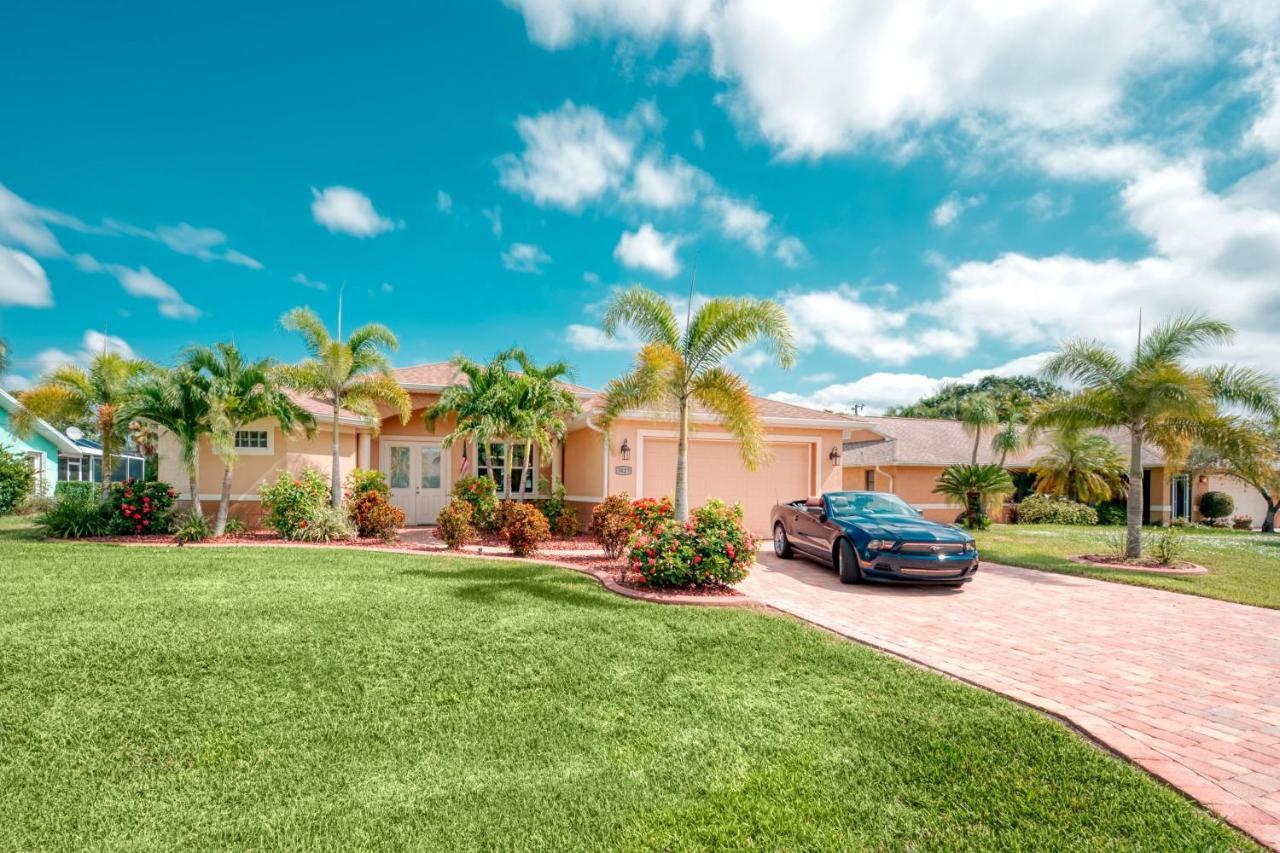 קייפ קורל Villa Holiday Sunrise מראה חיצוני תמונה